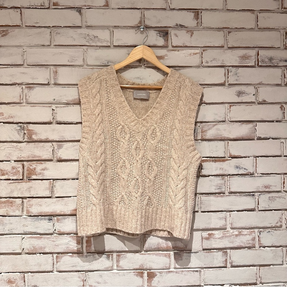 Everlane Cream Wool Alpaca Cable Knit V-Neck Sweater Vest